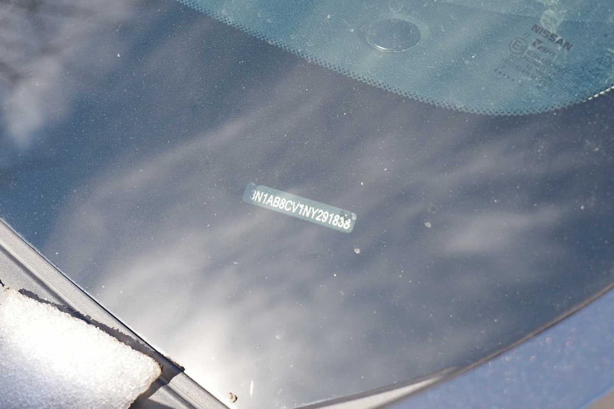 2022 Nissan Sentra - Image 3