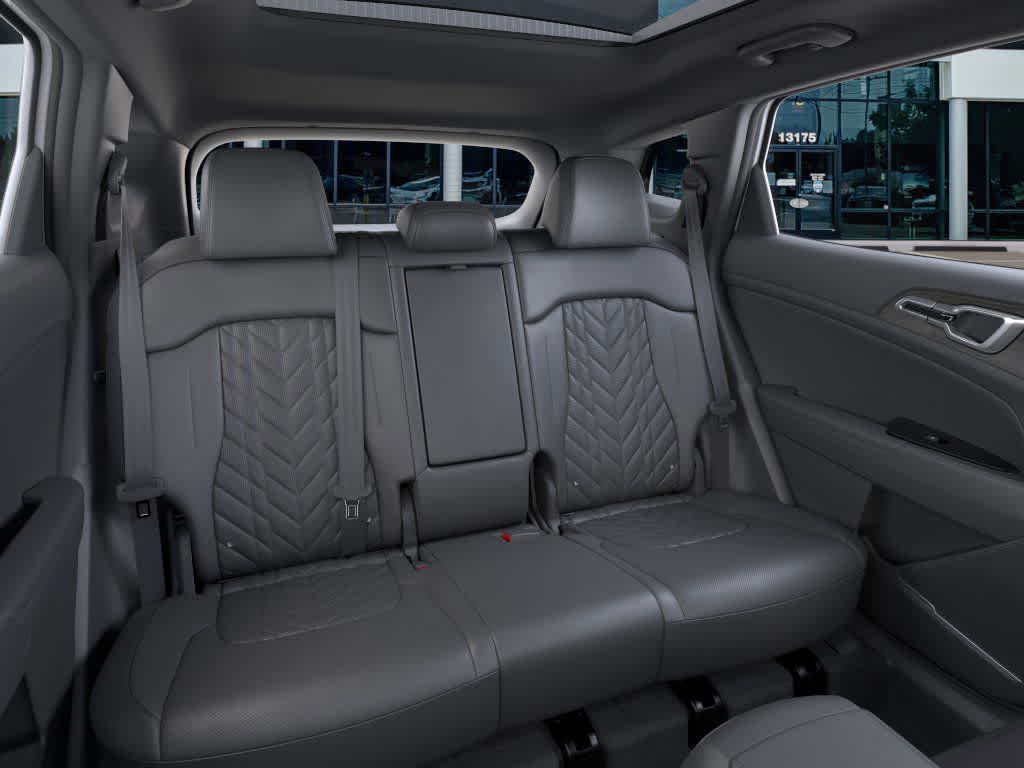 2025 Kia Sportage - Image 16