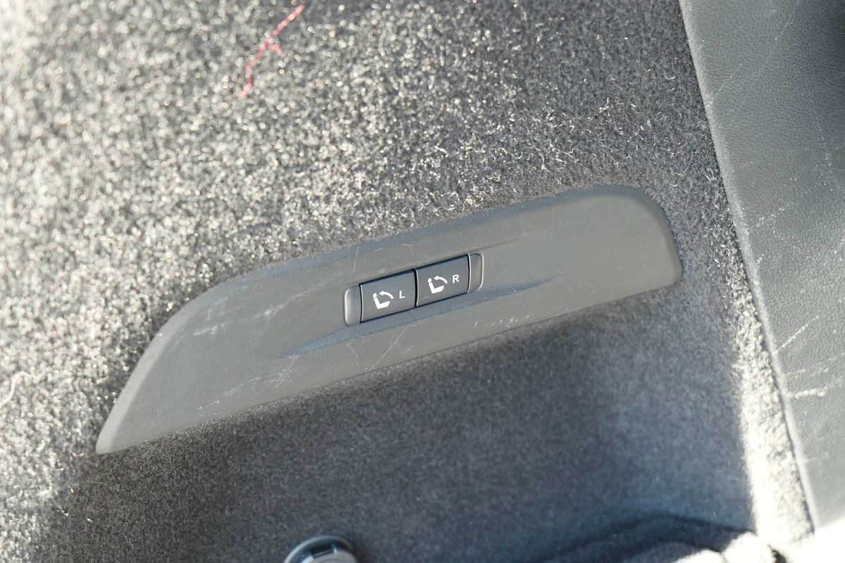 2023 INFINITI QX60 - Image 30