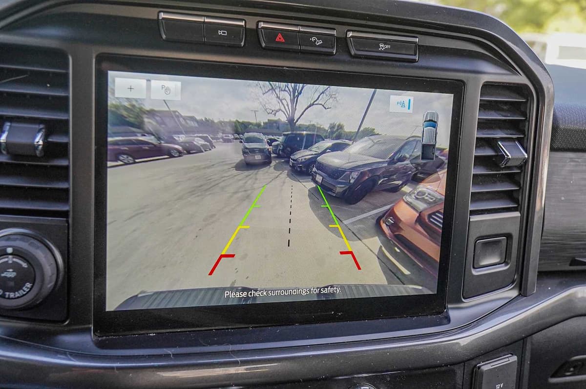 2022 Ford F-150 - Image 16