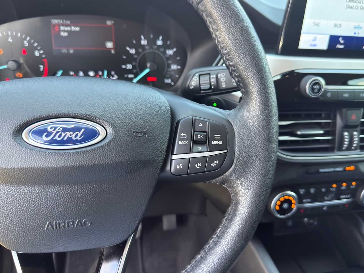 2020 Ford Escape - Image 19