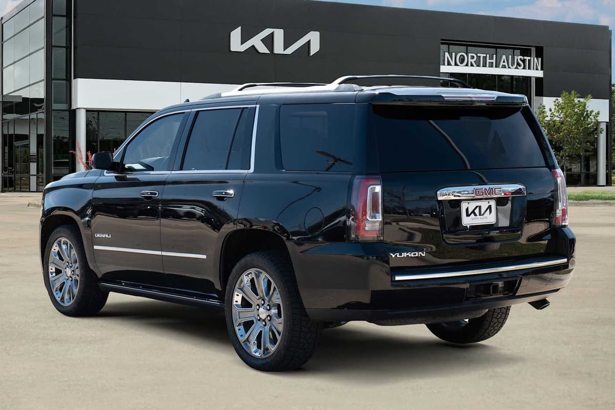 2015 GMC Yukon - Image 5