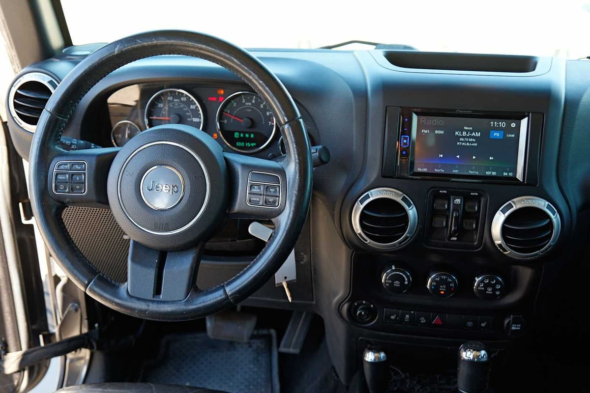 2016 Jeep Wrangler JK Unlimited - Image 27