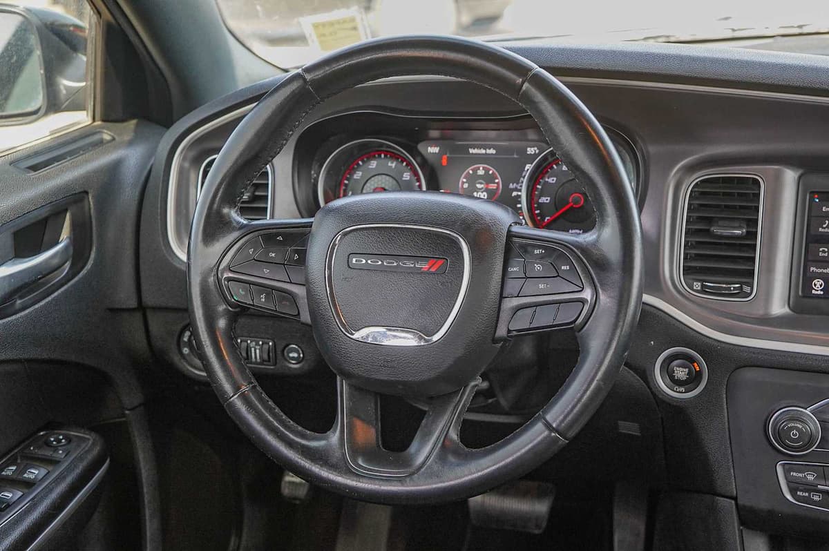 2019 Dodge Charger - Image 25
