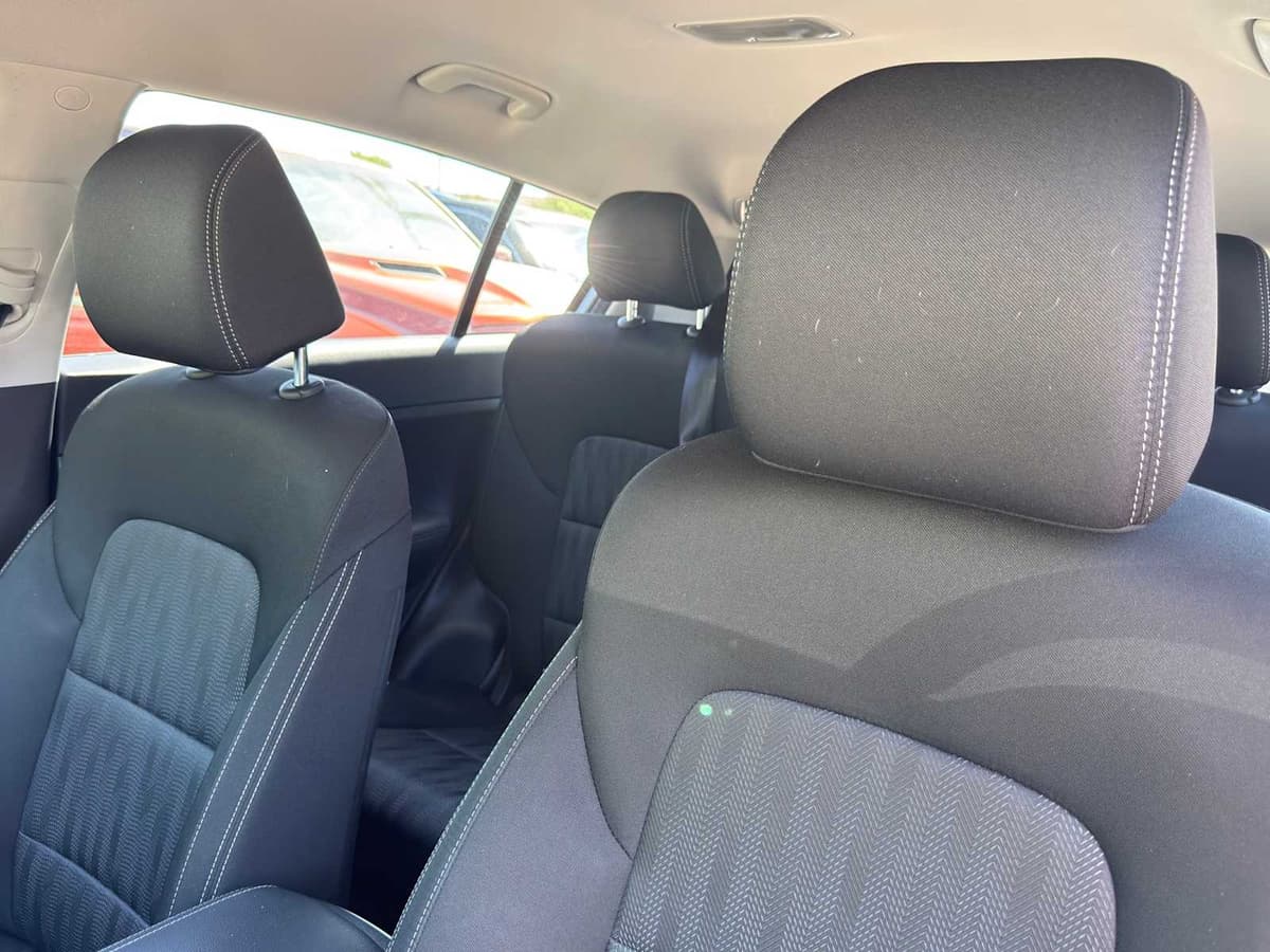 2022 Kia Sportage - Image 11