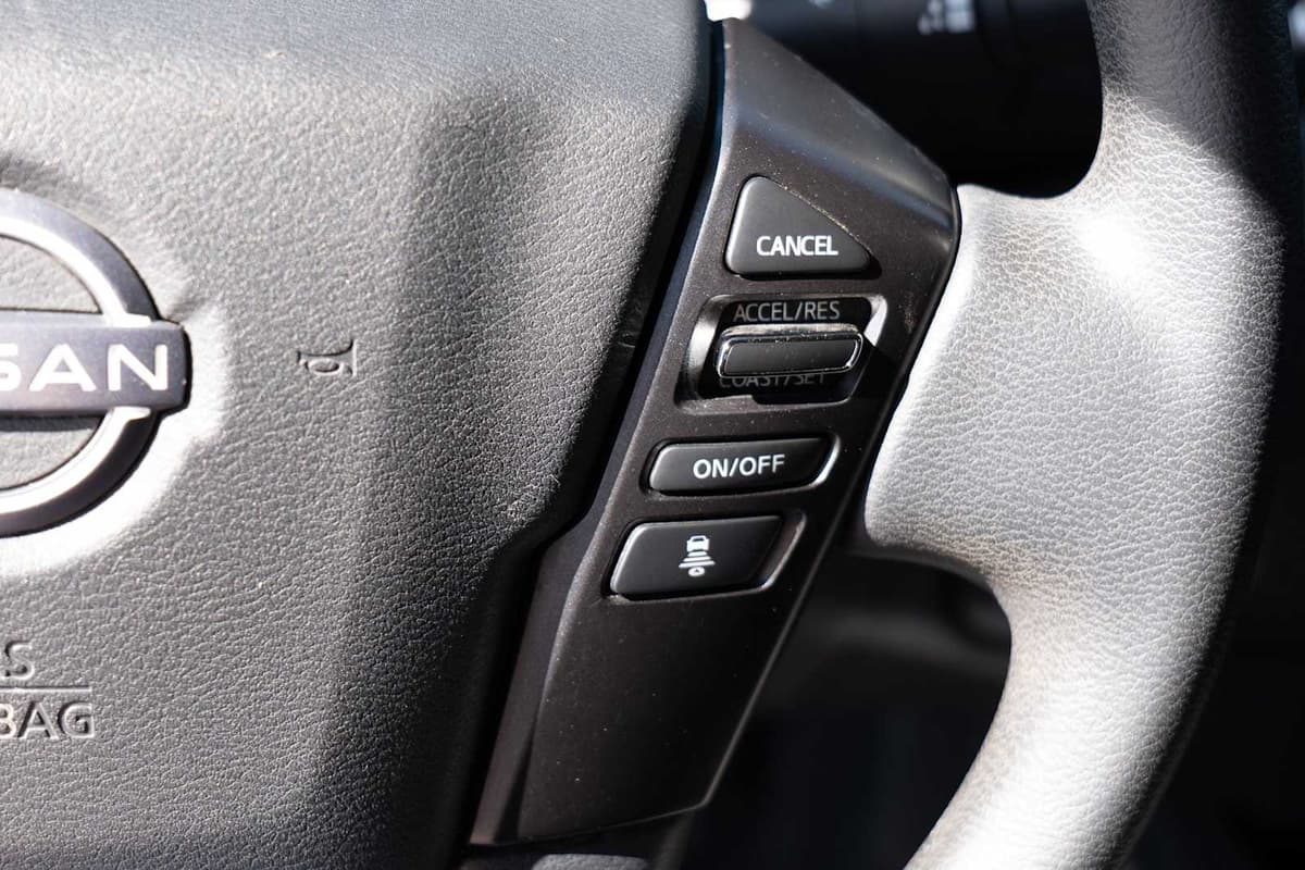 2022 Nissan Frontier - Image 14