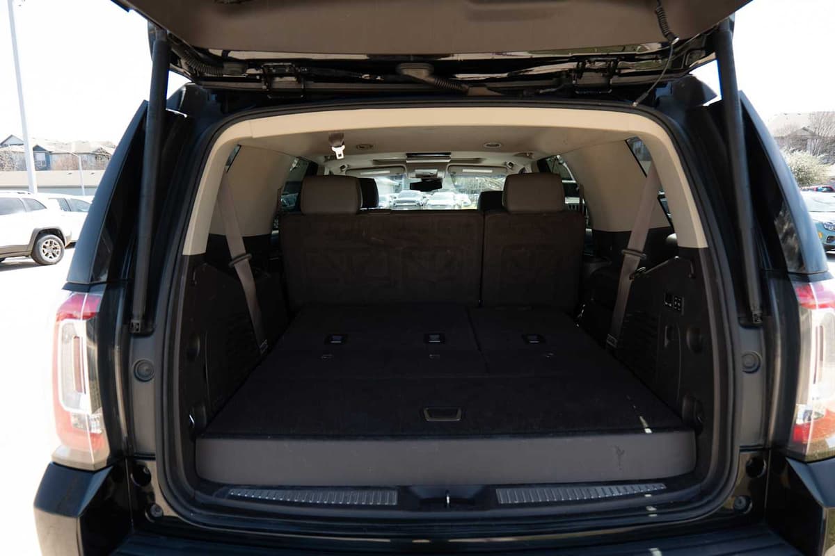 2015 GMC Yukon - Image 29