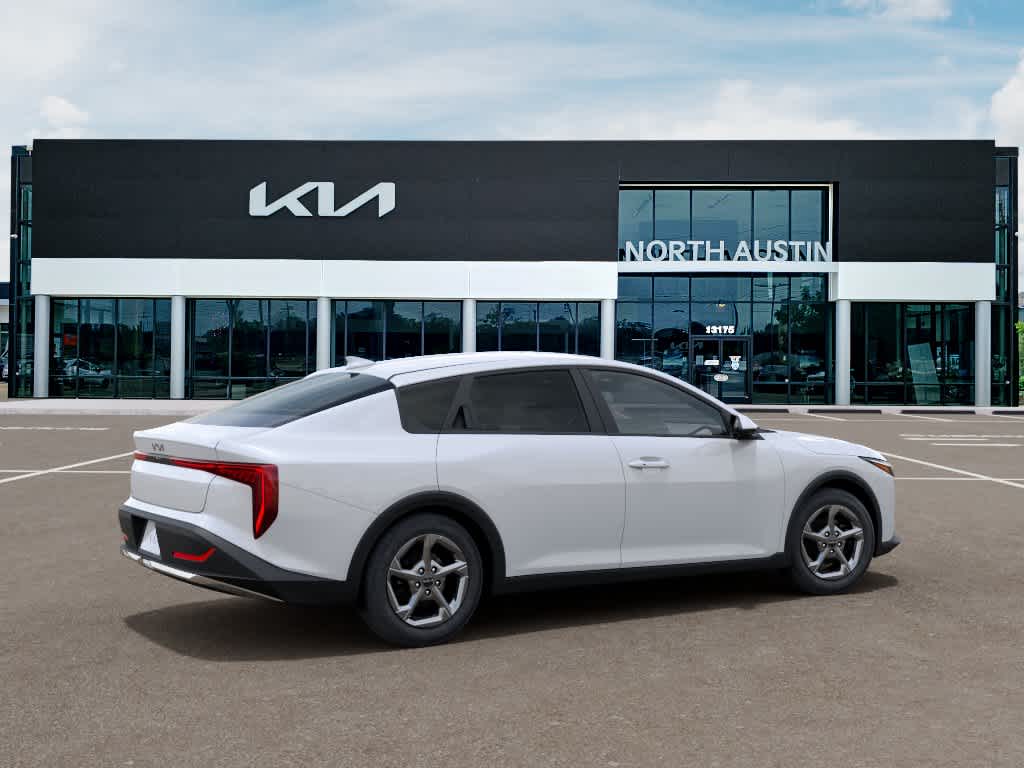 2026 Kia K4 - Image 6