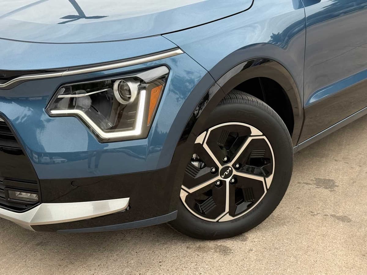 2026 Kia Niro - Image 3