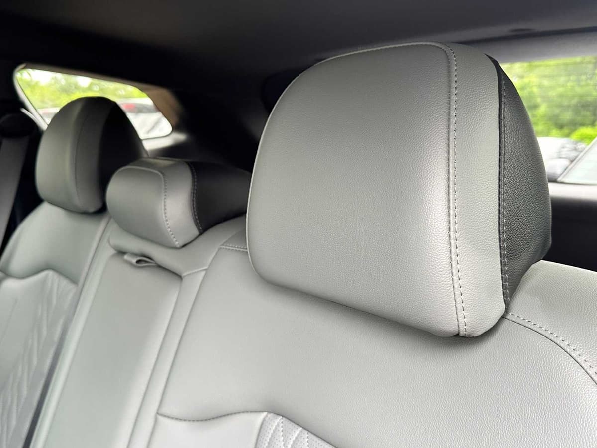 2023 Kia Sportage - Image 32