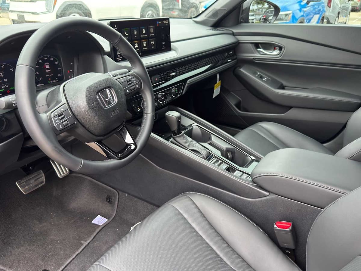 2026 Honda Accord Hybrid - Image 11