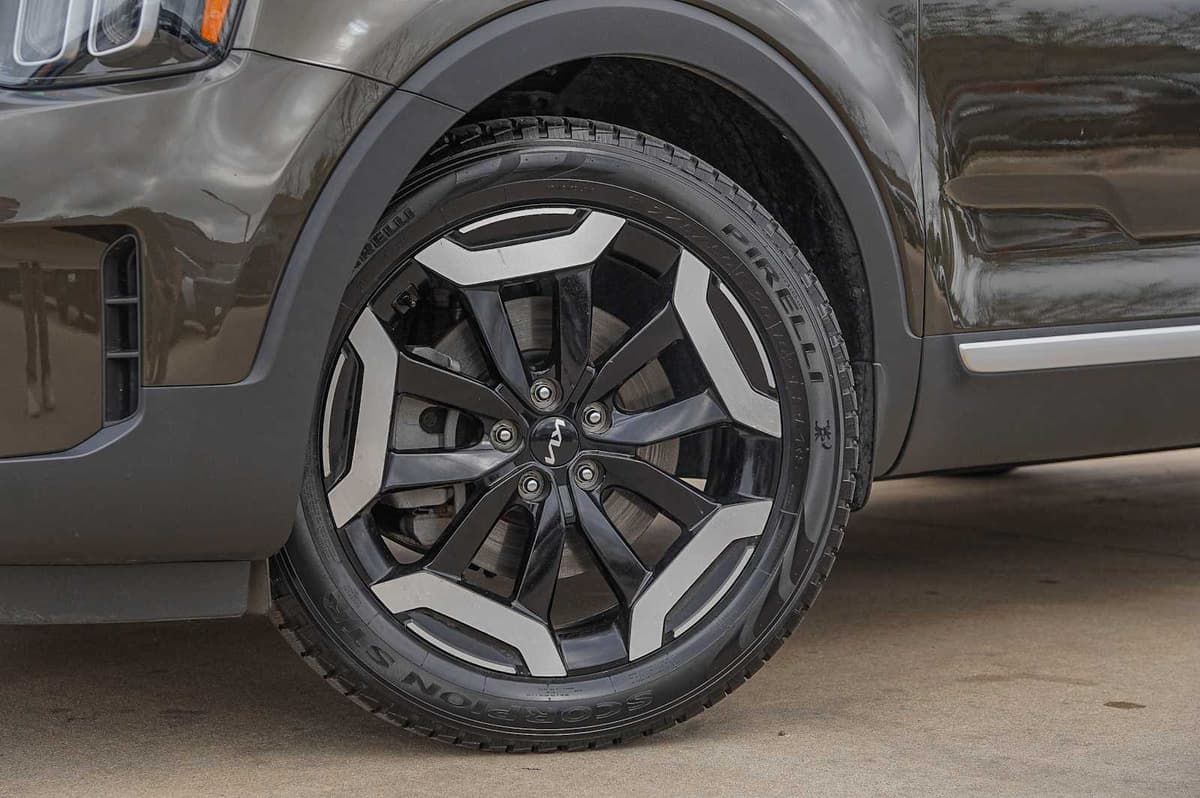 2024 Kia Telluride - Image 2