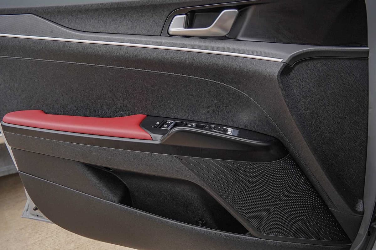 2024 Kia K5 - Image 24