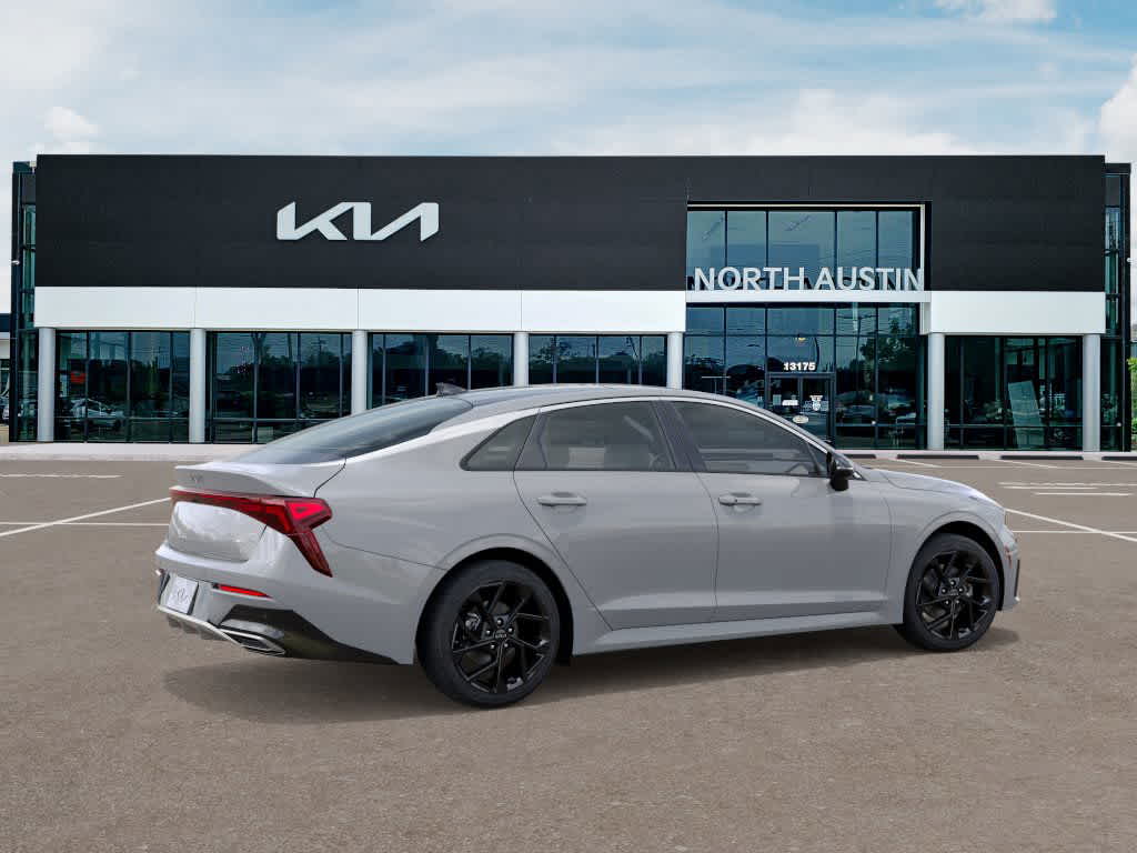 2026 Kia K5 - Image 6