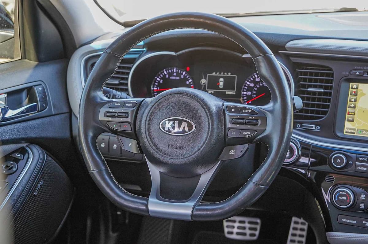2015 Kia Optima - Image 26
