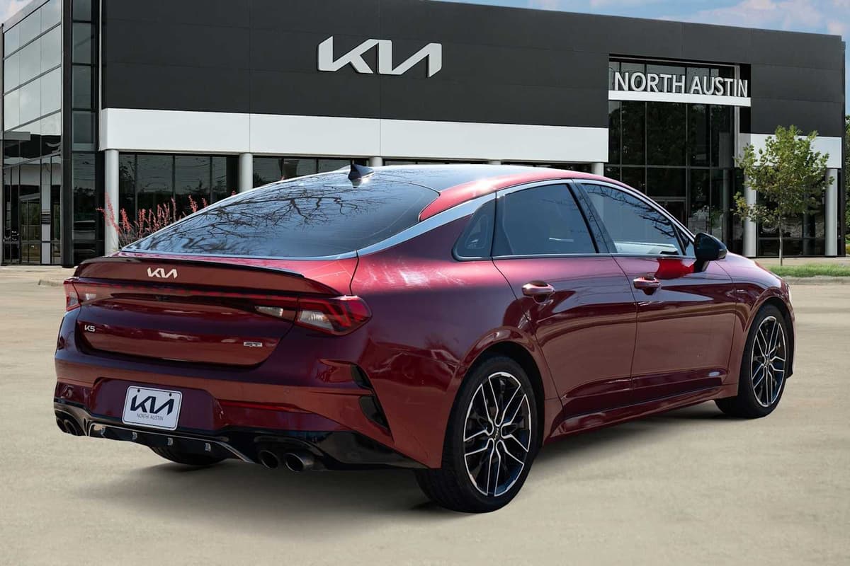 2023 Kia K5 - Image 6