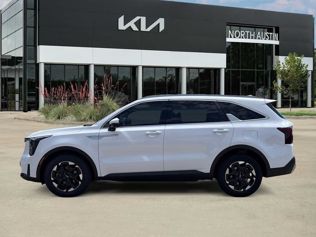 2025 Kia Sorento - Image 4
