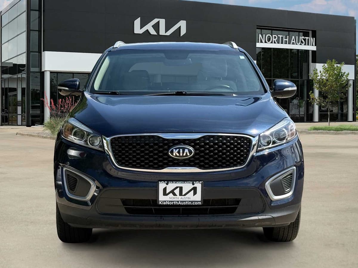 2017 Kia Sorento - Image 5