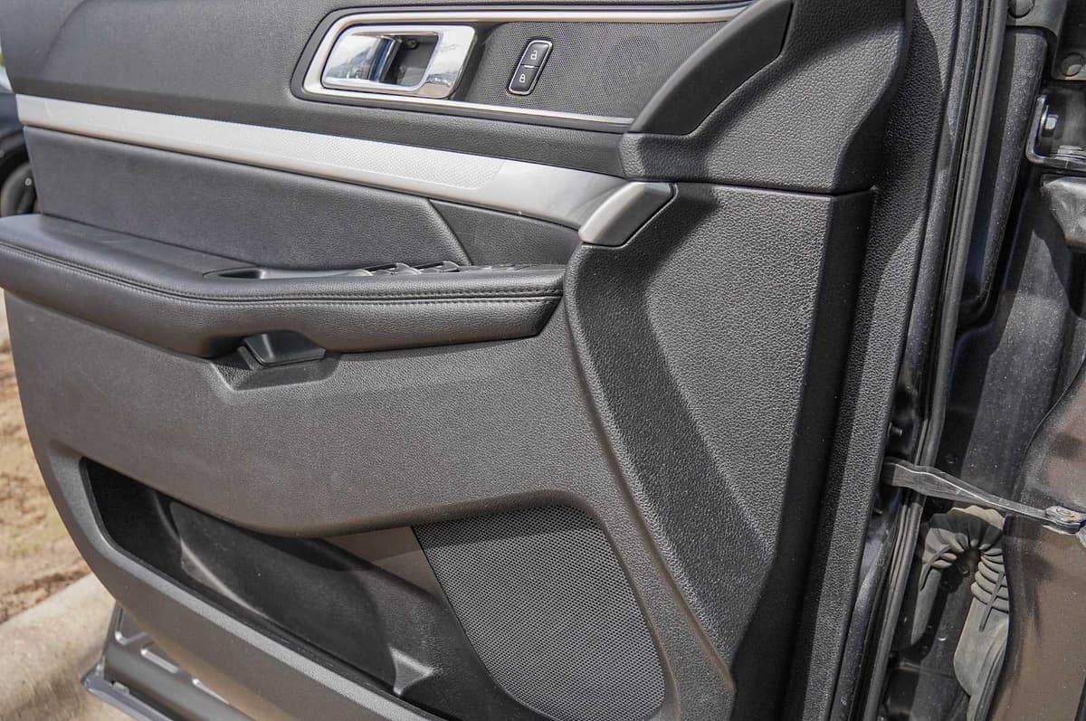 2017 Ford Explorer - Image 22