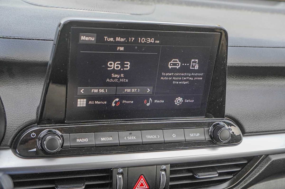 2024 Kia Forte - Image 17