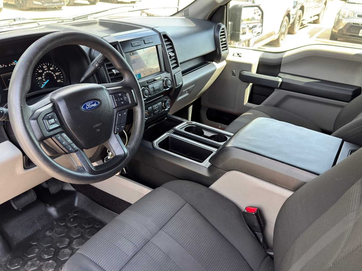 2017 Ford F-150 - Image 10