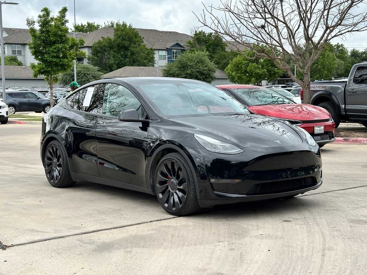 2023 Tesla Model Y - Image 7
