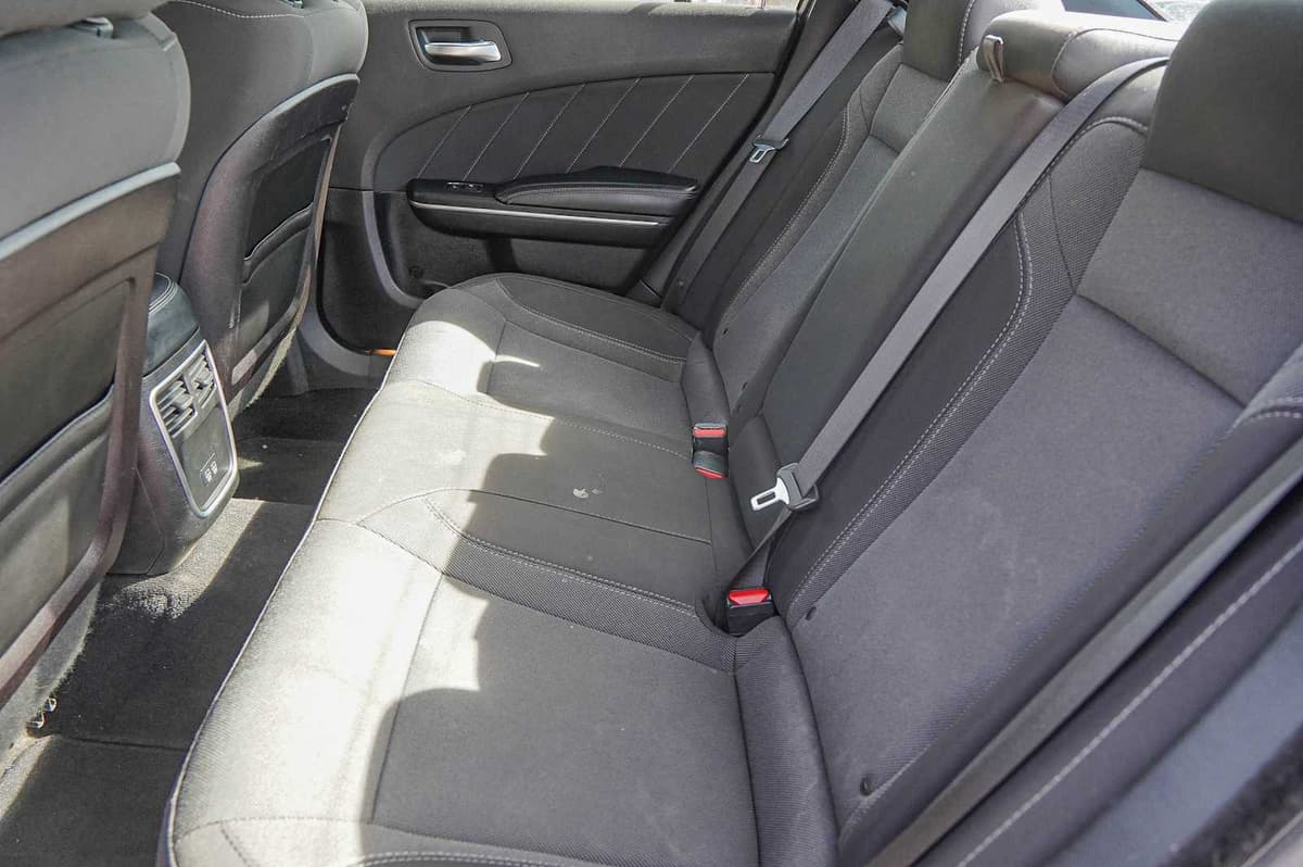 2019 Dodge Charger - Image 28