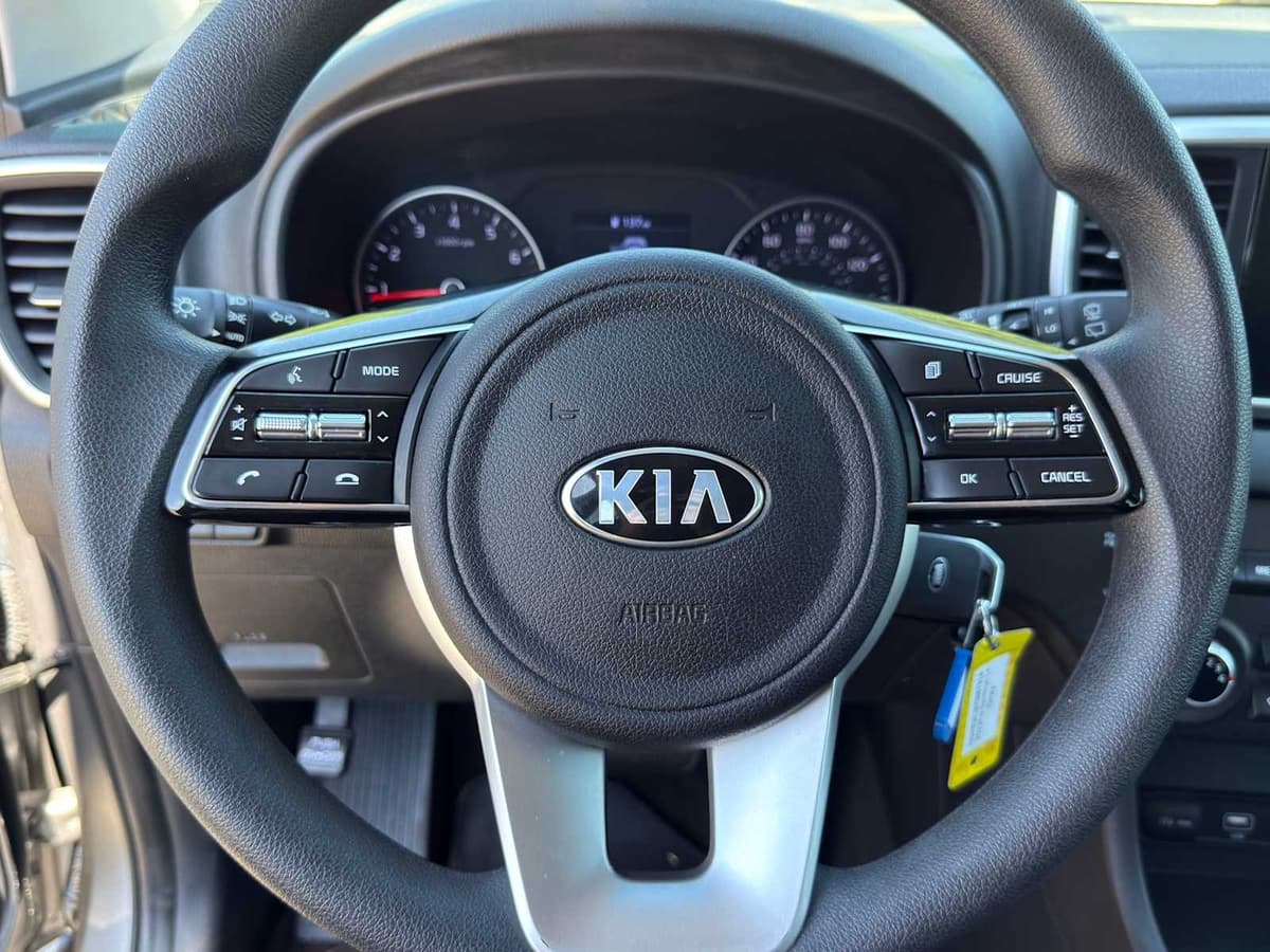 2022 Kia Sportage - Image 18
