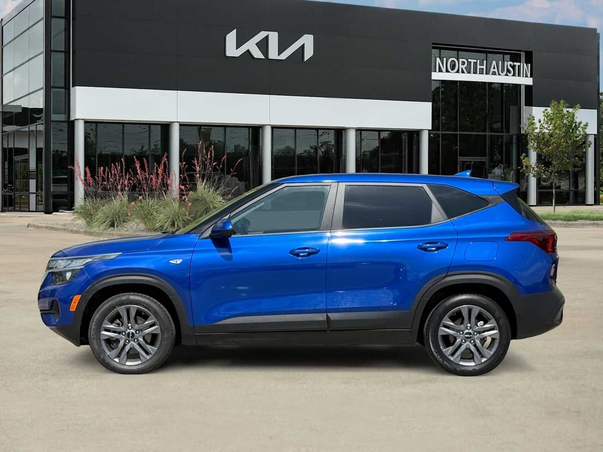 2023 Kia Seltos - Image 3