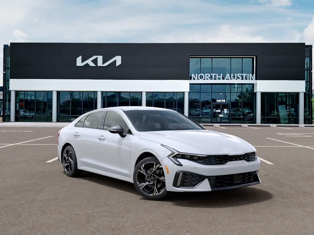 2026 Kia K5 - Image 8