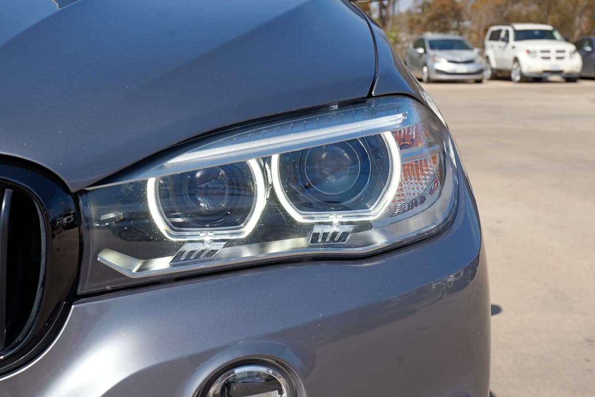 2017 BMW X5 - Image 3