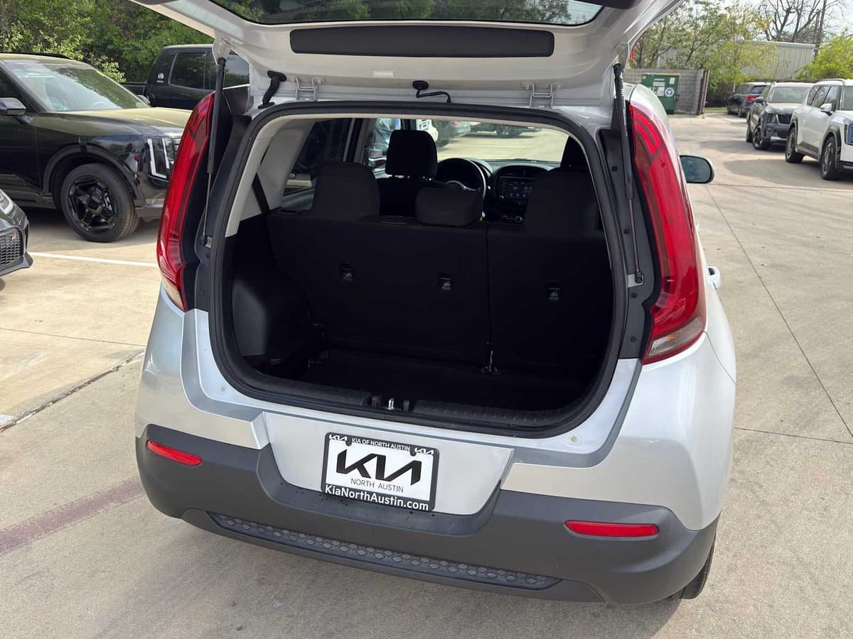 2020 Kia Soul - Image 11