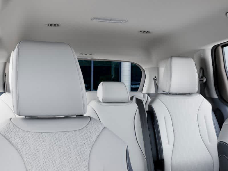 2026 Kia Carnival - Image 27