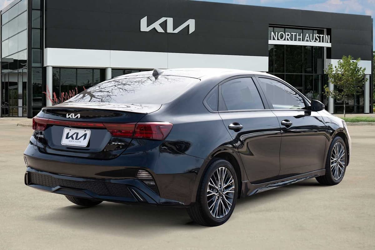 2024 Kia Forte - Image 6