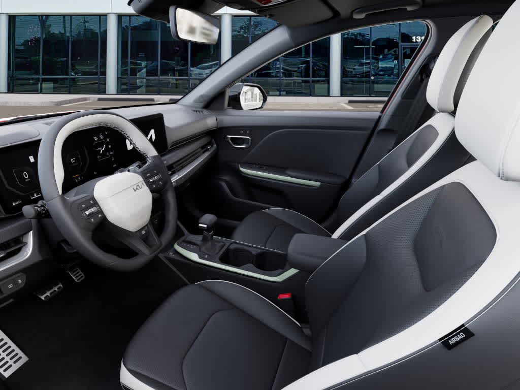 2026 Kia K4 - Image 17
