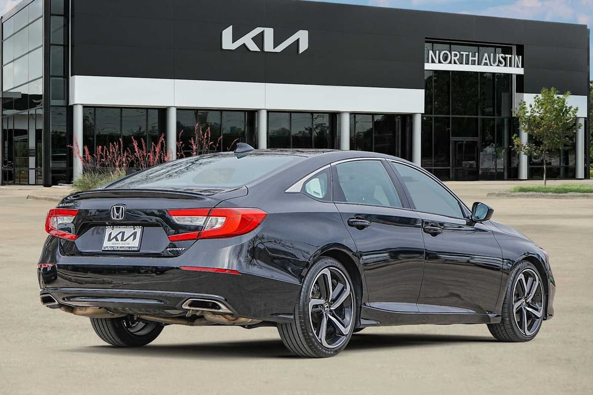 2021 Honda Accord - Image 6