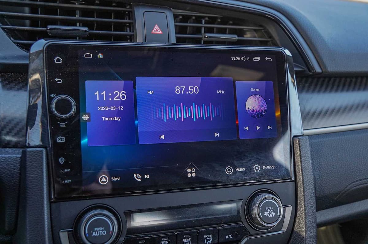 2018 Honda Civic - Image 17