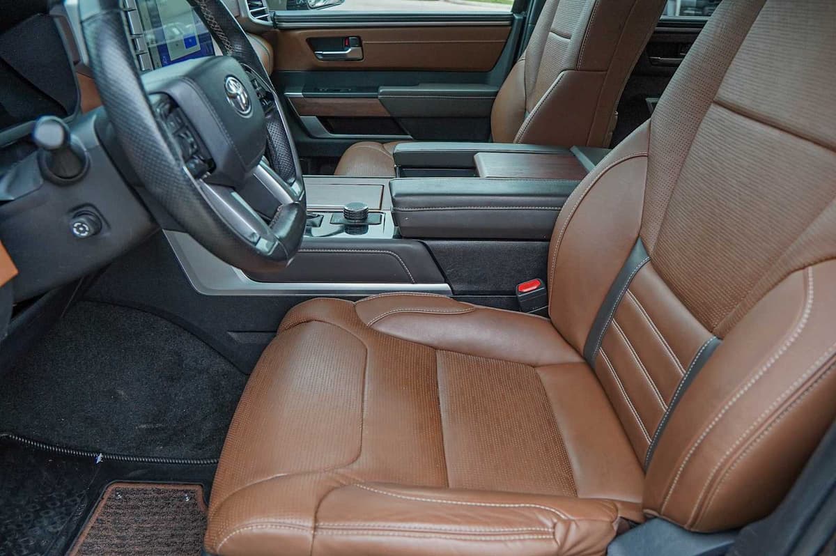 2023 Toyota Tundra - Image 10