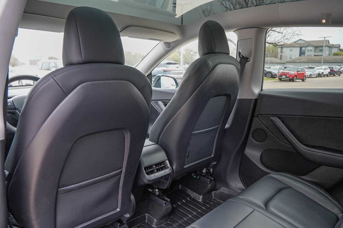 2021 Tesla Model Y - Image 25