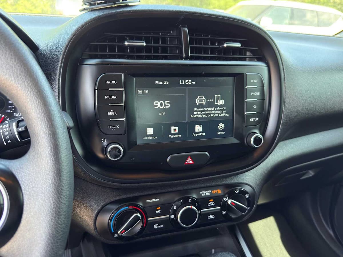 2021 Kia Soul - Image 15