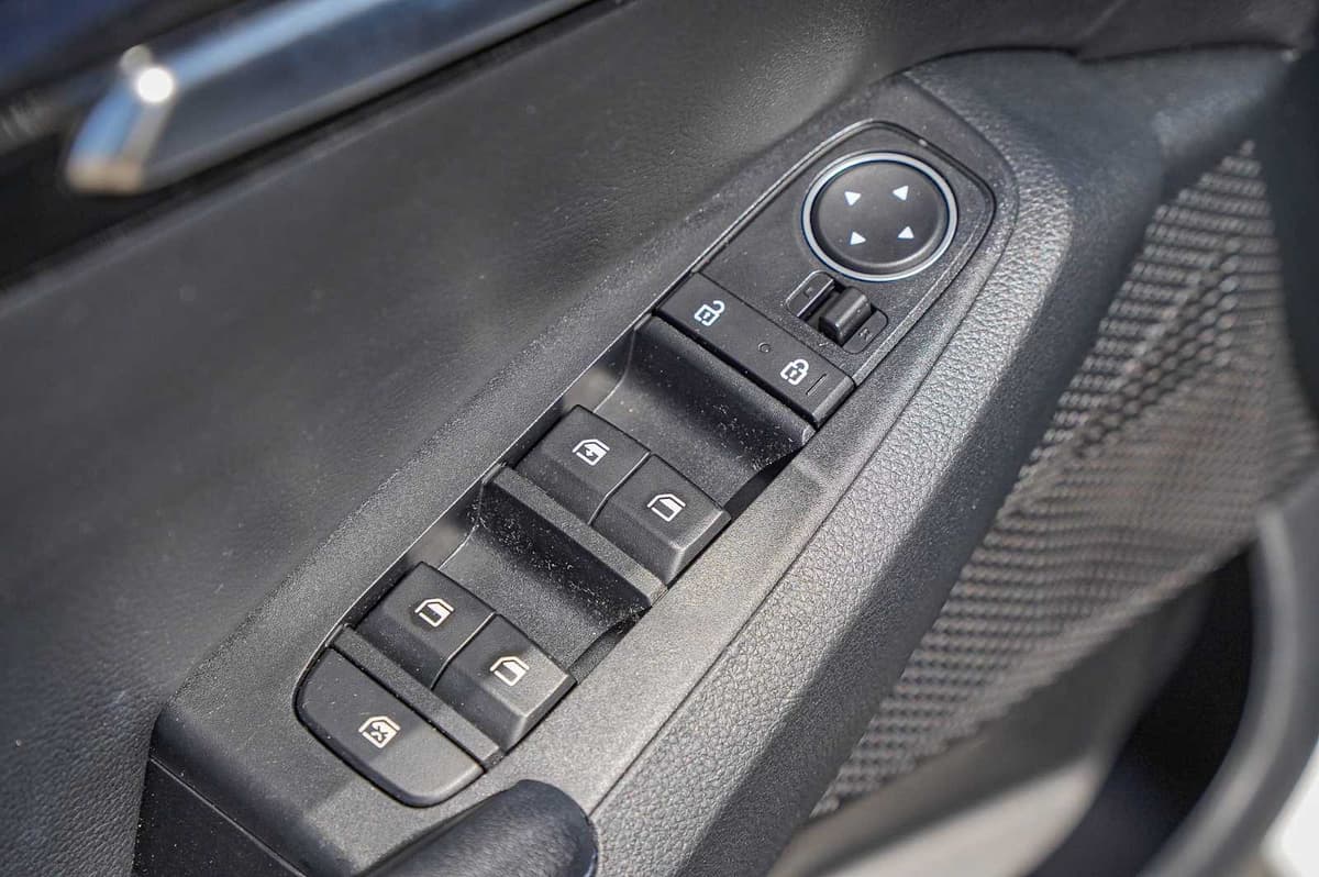 2022 Kia Seltos - Image 24