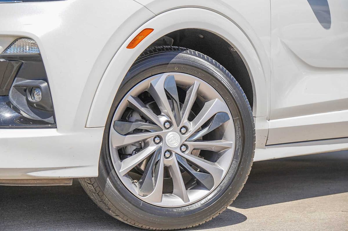 2020 Buick Encore GX - Image 2