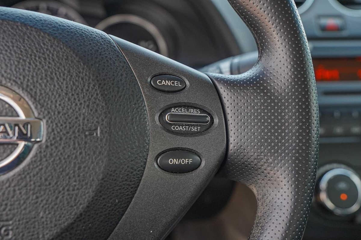 2012 Nissan Altima - Image 13