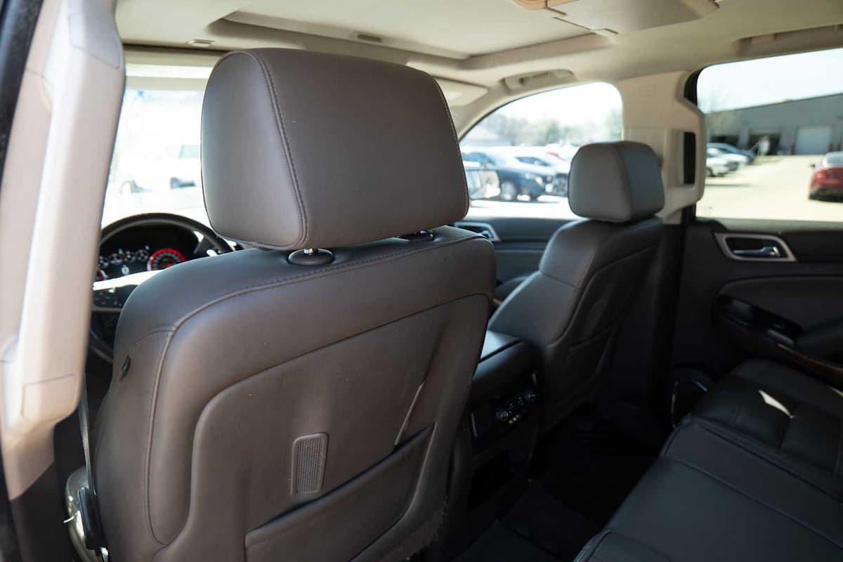 2015 GMC Yukon - Image 23