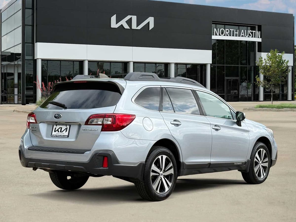 2019 Subaru Outback - Image 8