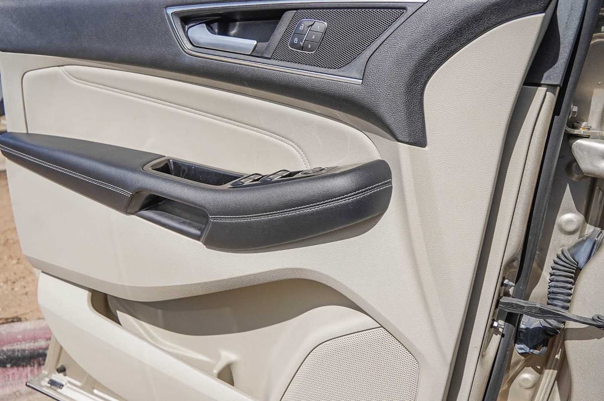 2018 Ford Edge - Image 23