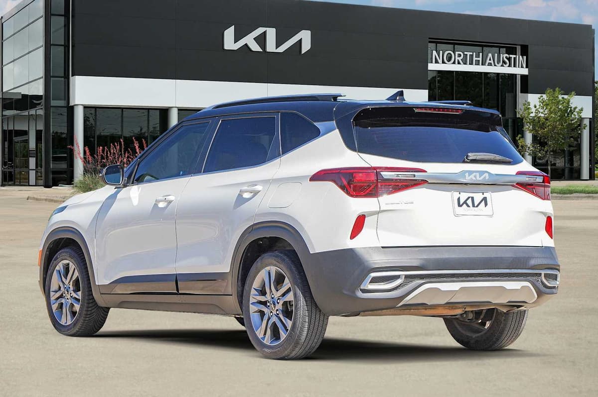 2022 Kia Seltos - Image 5