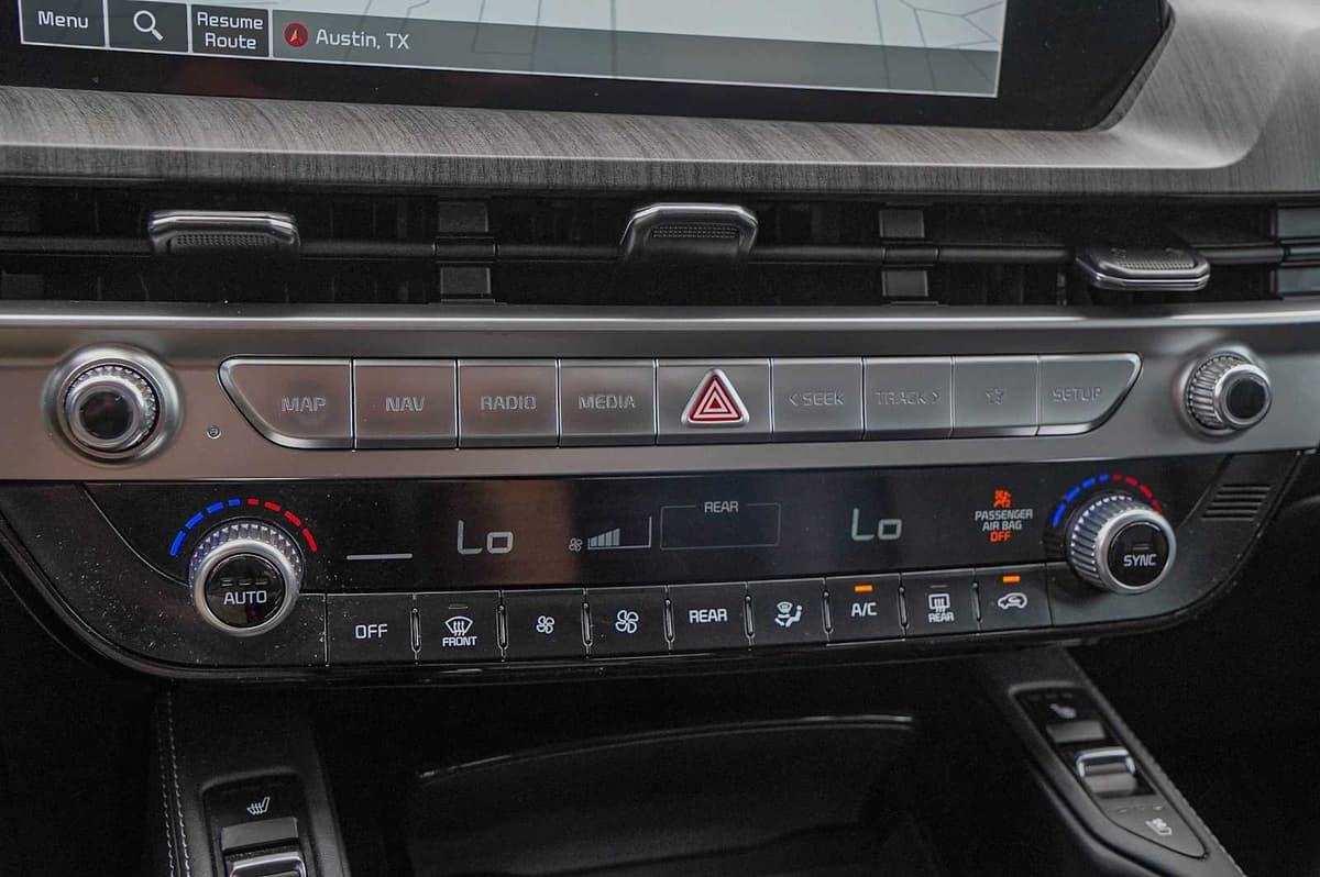 2024 Kia Telluride - Image 16