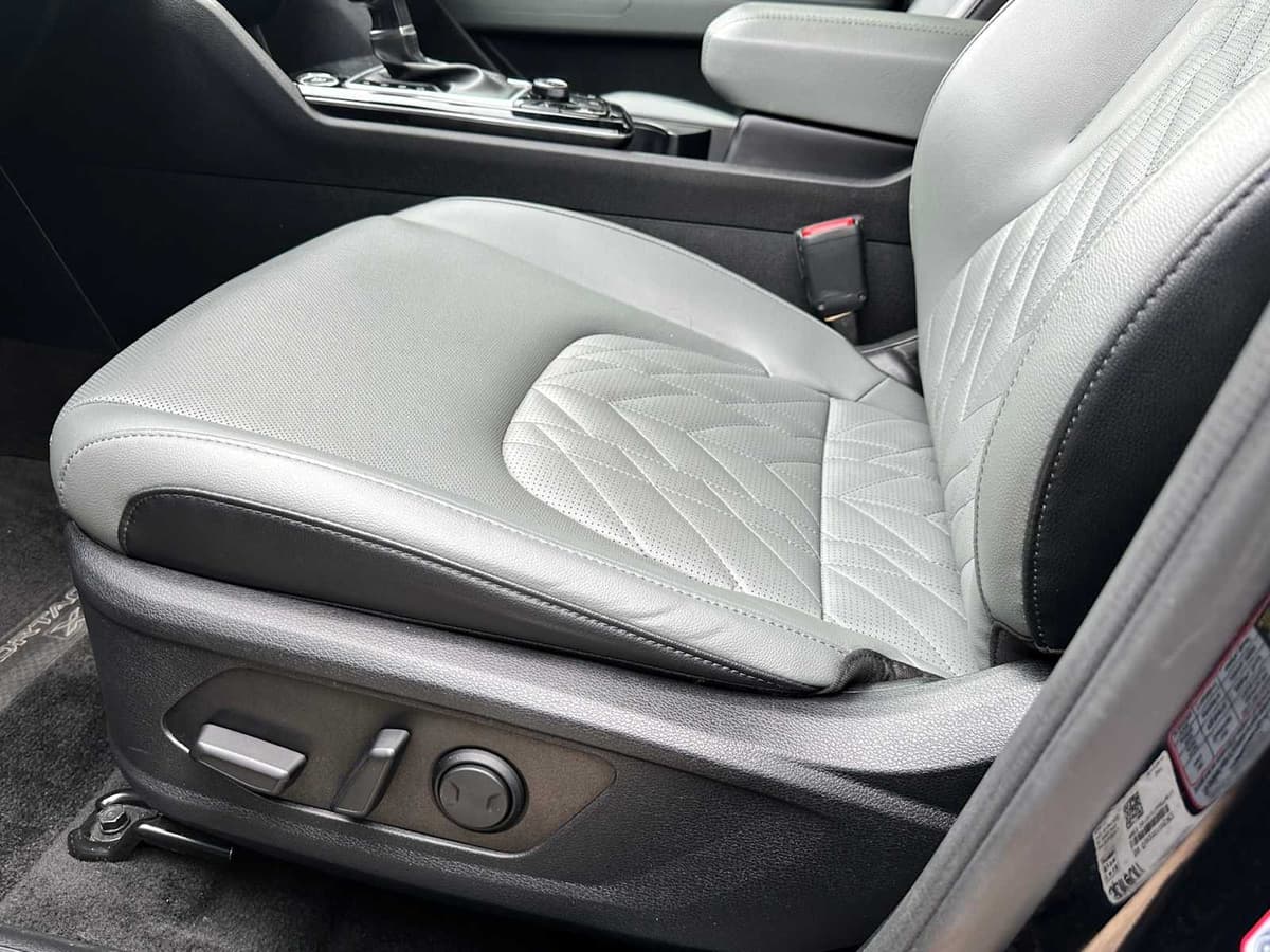 2023 Kia Sportage - Image 19