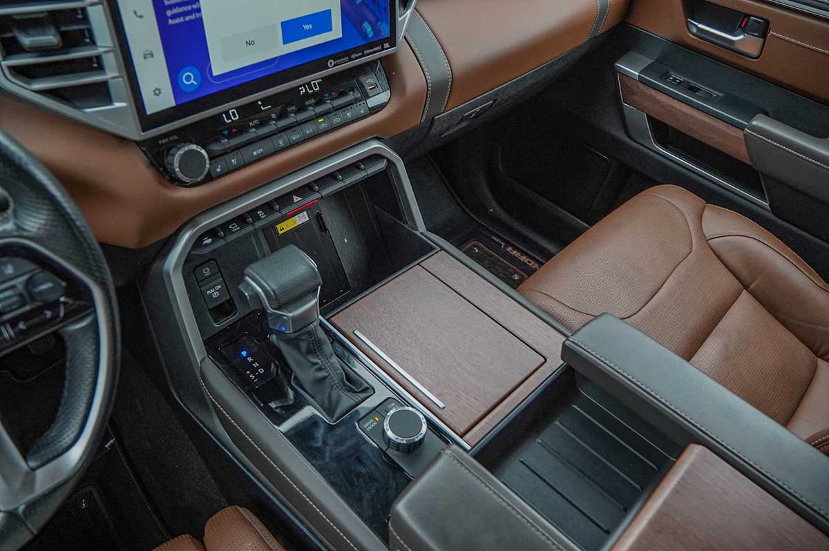 2023 Toyota Tundra - Image 17